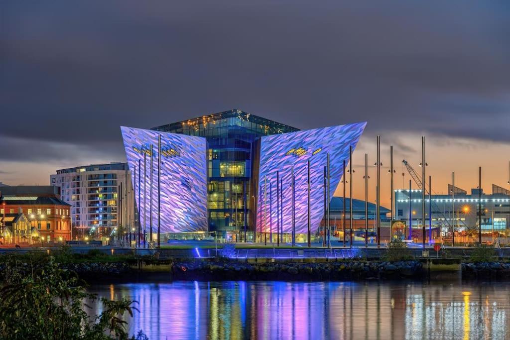 Elegant Belfast City Centre Apt Walk Everywhere Экстерьер фото