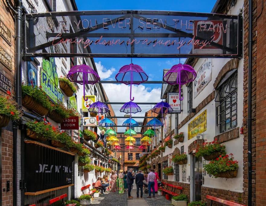 Elegant Belfast City Centre Apt Walk Everywhere Экстерьер фото